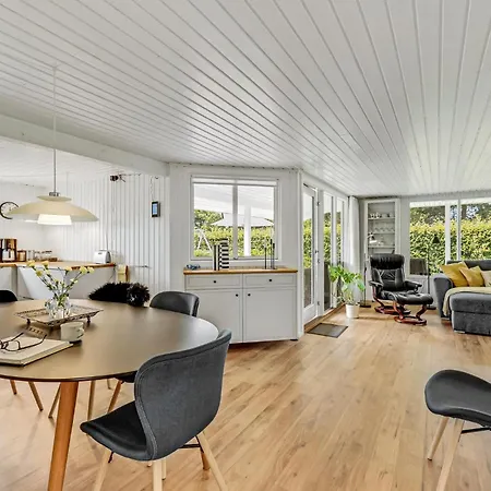 Cozy In With Kitchen * Ulfborg